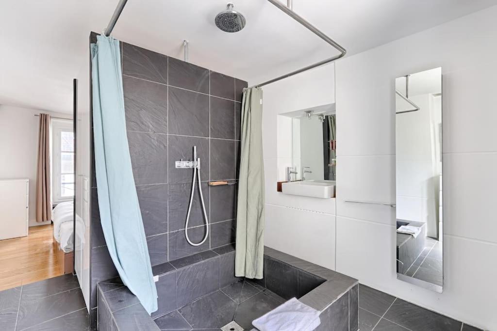 Marais Historical Center Charming Apartment 1Br Paris Luaran gambar
